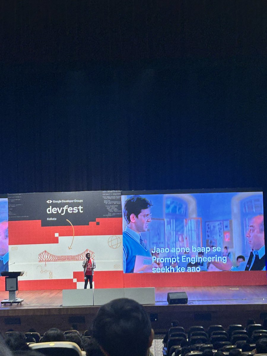 TechtoInspireAl's tweet image. Attended devfest 2023 , ans no doubt it was thrilling, exciting with a lot of memes and infos from the great speakers.
Loved the goodies and the food with the atmosphere at Dhono Dhanya Auditorium. Loved the session by Imran Roshan and Ofcouse @striver_79