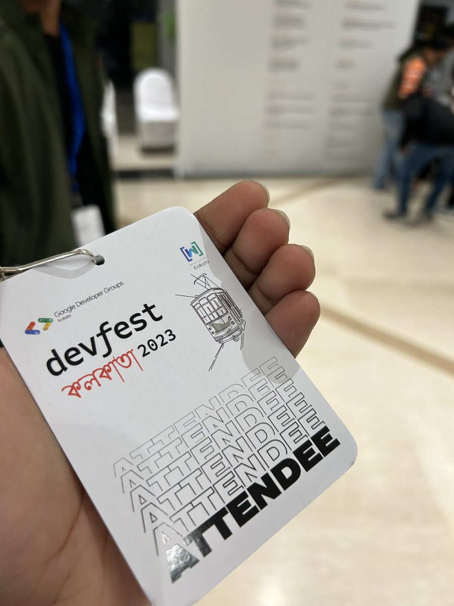 TechtoInspireAl's tweet image. Attended devfest 2023 , ans no doubt it was thrilling, exciting with a lot of memes and infos from the great speakers.
Loved the goodies and the food with the atmosphere at Dhono Dhanya Auditorium. Loved the session by Imran Roshan and Ofcouse @striver_79