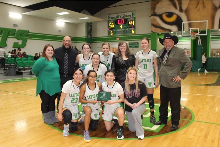 LadyCats went  4 -0 and 1st place in the Bloomington Tournament