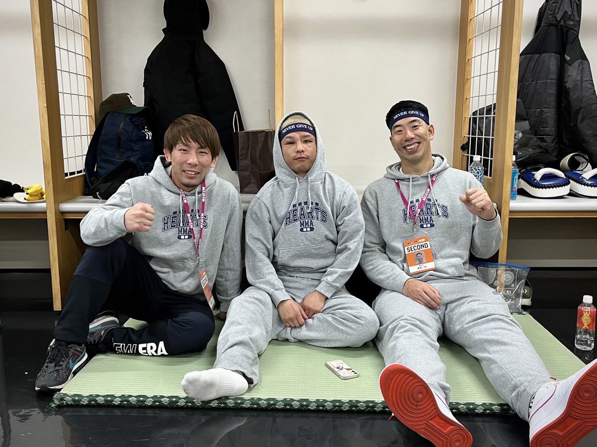 信じてくれた皆ありがとうございました
ここ数年積み重ねた実績を全ベットして
RIZIN大晦日に賭けましたが
ヒロヤ選手に全部もっていかれました

何も無くなって思うのは、やっぱり
諦められない。
今日落ち込ませた人をまた笑わせます
#RIZIN45 #shooto2023