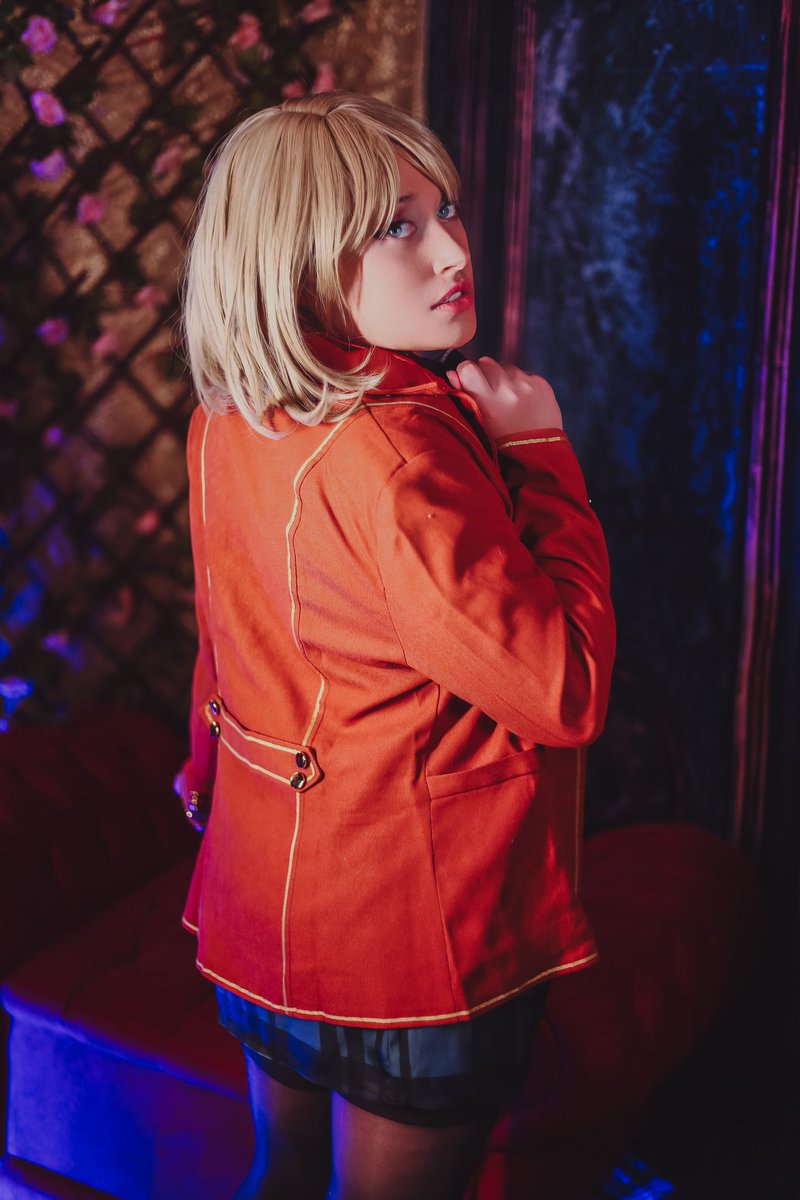MarcelaHaru_'s tweet photo. Ashley - Resident Evil 4 Remake
ODIAVA a Ashley até ver que no remake ela ganhou personalidade e ficou mais agradável, acabei fazendo ela em vez da Ada e amei o resultado. 
Fotos: @eckhardtph 
.
.
#RE4R https://t.co/6mIji6Jenc
