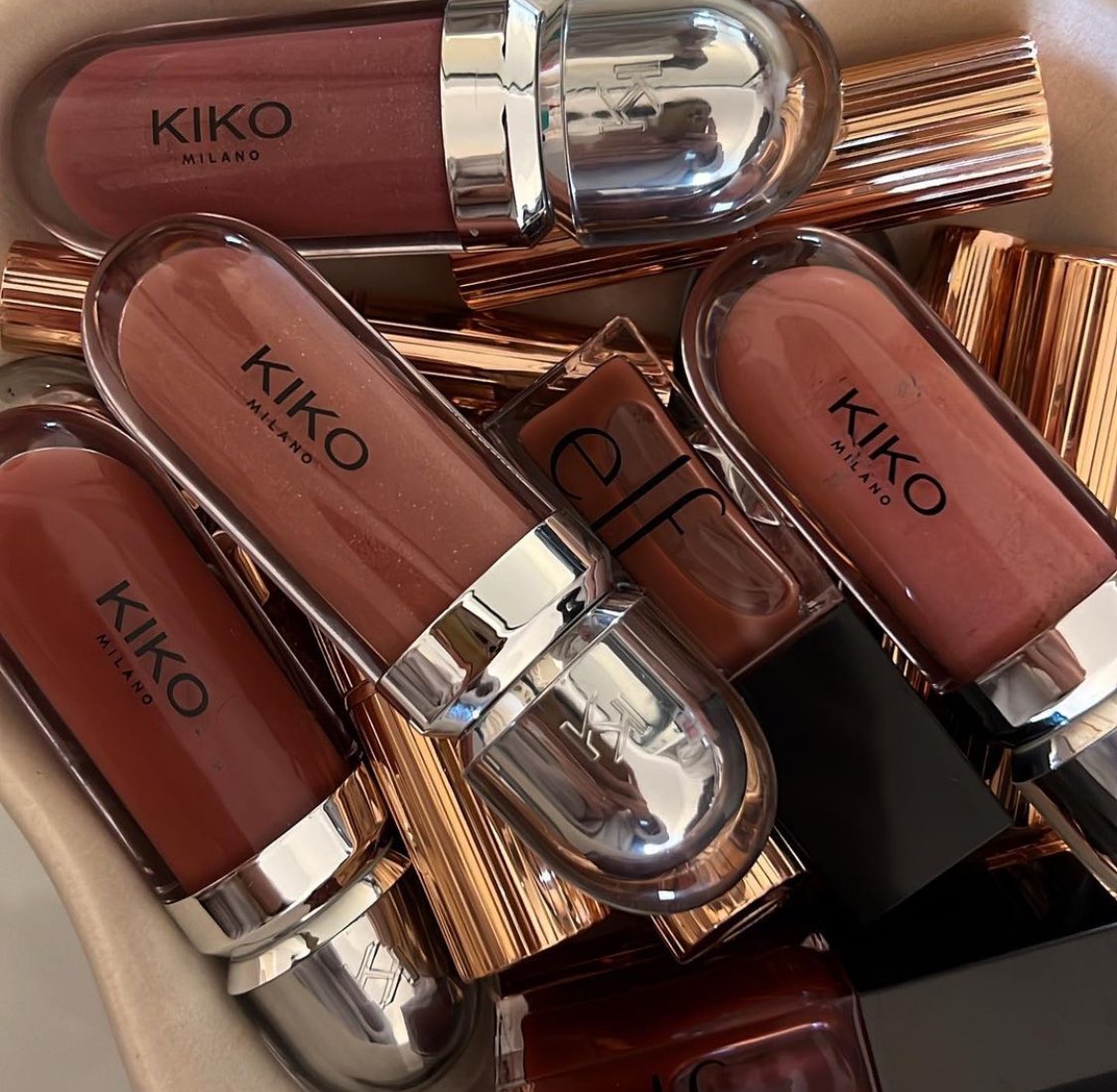 Nudes