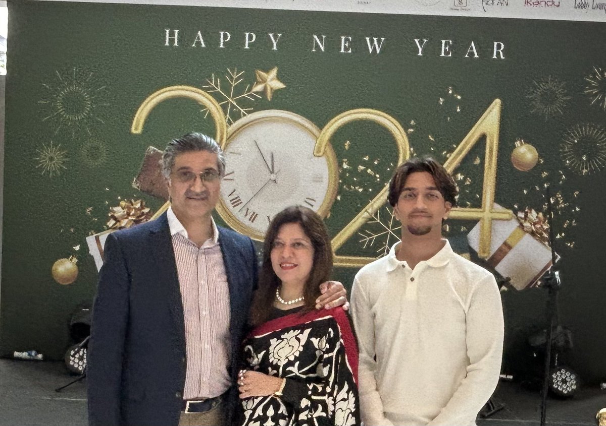 waseemrh's tweet photo. Happy New Year from our family to yours! 🎉 
Wishing you a year filled with love, joy, and unforgettable moments. May 2024 bring you success, good health, and all the happiness in the world. Here's to new beginnings and cherished memories! 🥂✨ #HappyNewYear #2024 https://t.co/bj1ZcxaLKH