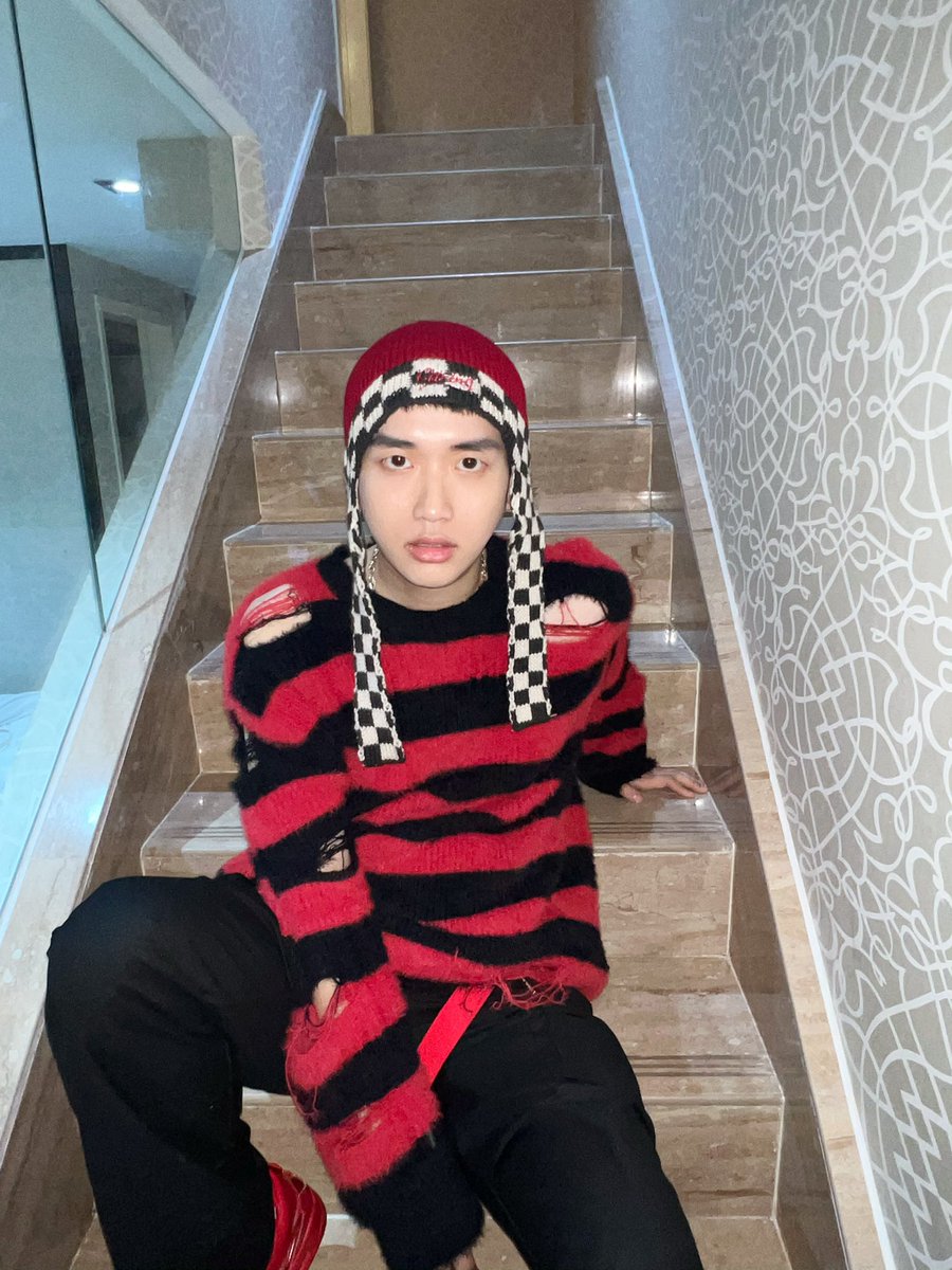 ❤️🖤❤️🖤❤️🖤
今年也承蒙关照啦！