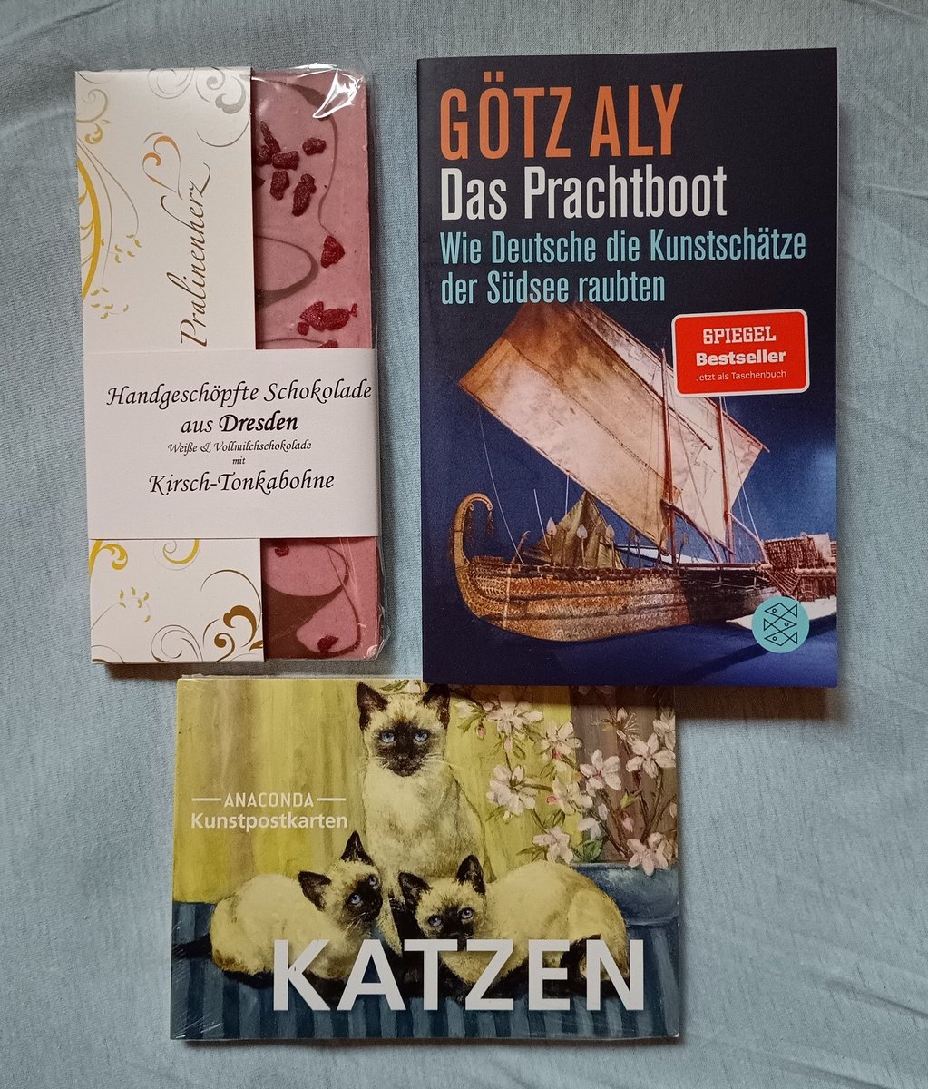 Mirja🌱 (@mirjahainbuche) on Twitter photo Vielen lieben Dank <a href="/DoertheSchimke/">Dörthe Schimke</a> für das tolle und perfekt passende Geschenk und die lieben Wünsche zum #histowichteln 😊 freue mich schon sehr aufs schmökern! Und Danke <a href="/OpenHistory_eV/">@openhistory.bsky.social</a> für die Organisation! Vielen lieben Dank <a href="/DoertheSchimke/">Dörthe Schimke</a> für das tolle und perfekt passende Geschenk und die lieben Wünsche zum #histowichteln 😊 freue mich schon sehr aufs schmökern! Und Danke <a href="/OpenHistory_eV/">@openhistory.bsky.social</a> für die Organisation!
