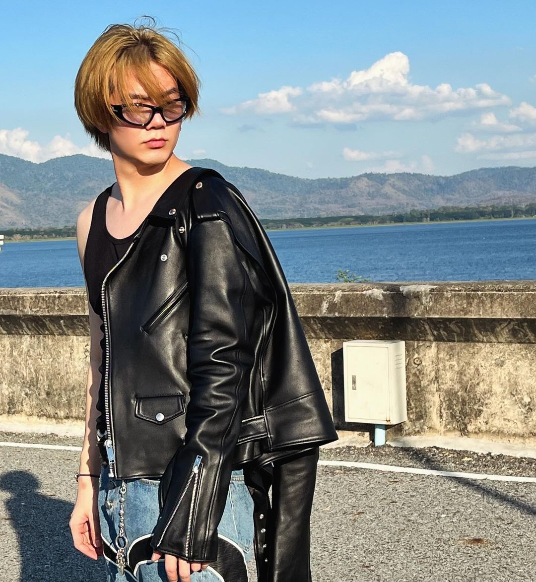 biurluve85's tweet image. Y que vivan los hombres (Biu) 😍✨️

2024 WITH BUILD JAKAPAN 
#NYresolutionWithBuild #BuildJakapan