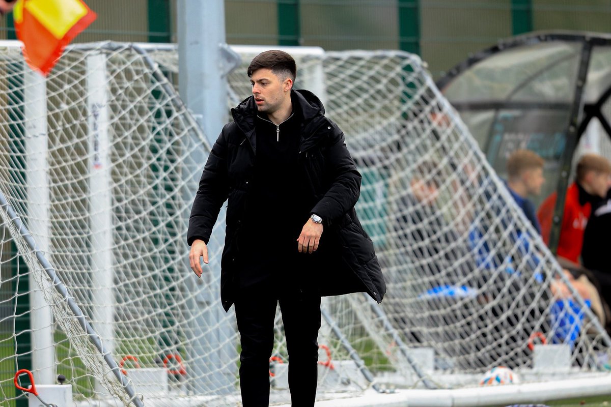 Kyle Davis tweet media