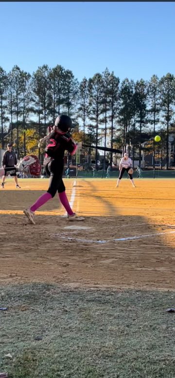 GARNER ELITE 06(24/25/26) would like to officially welcome Grace Arnold and her entire family to our softball family. Grace, we are super excited to have you join our team. We’re all looking forward to a great 2024 season!! Welcome to Garner Elite 06!! <a href="/GraceArnol505/">Grace Arnold</a>