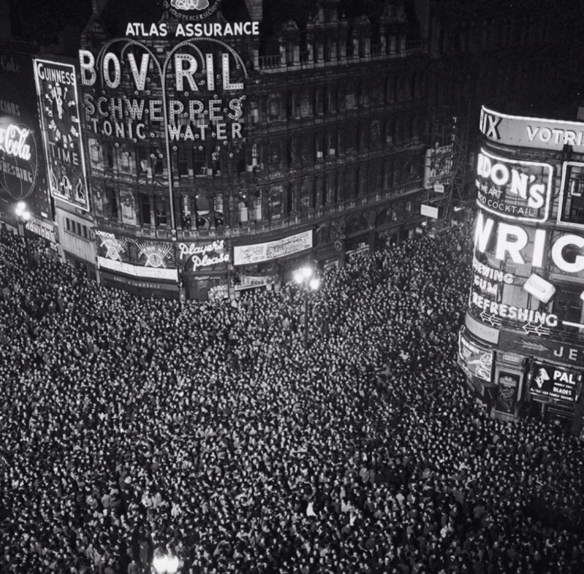 December 31st 1955 - Revellers pack Piccadilly Circus to welcome in the New Year... #NewYearsEve #London #eastend the-east-end.co.uk