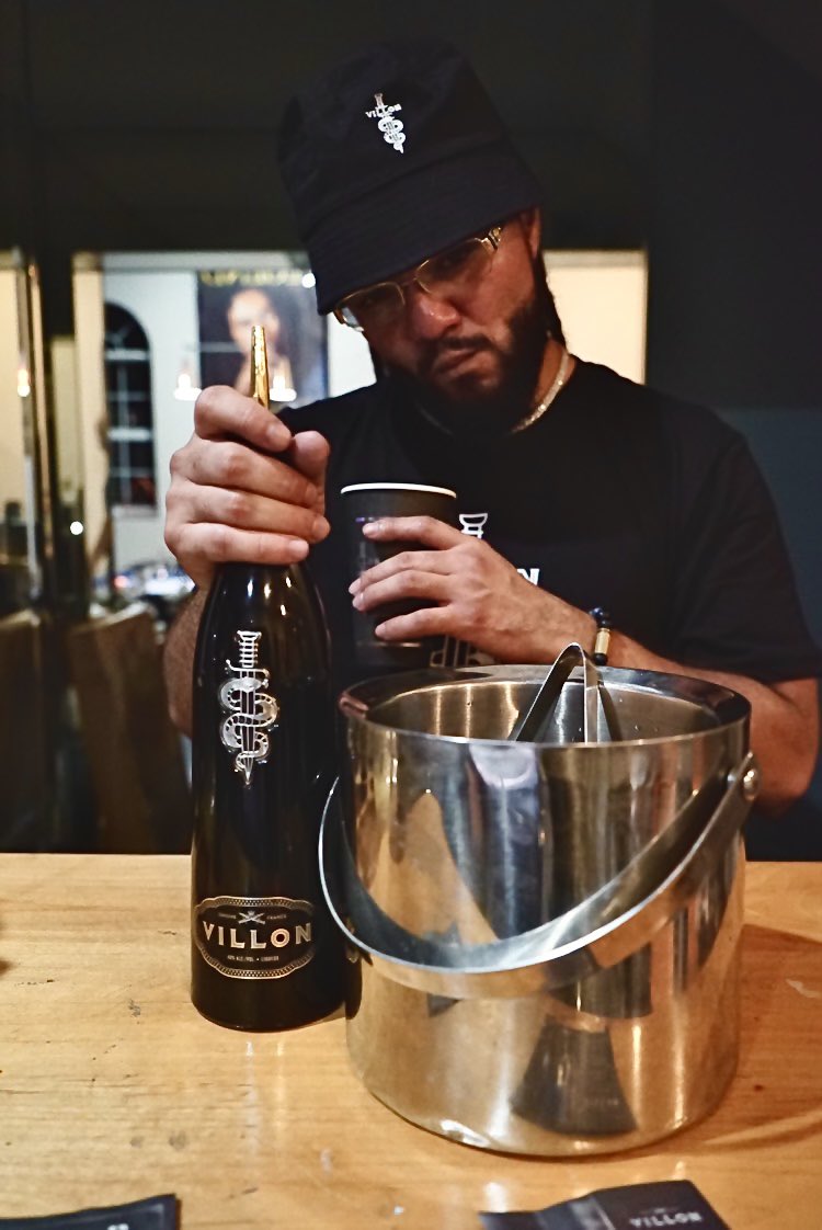 LIKSHOTS's tweet image. Since last time y’all saw me? I leveled up to a #Villonaire @VillonFrance #Villon