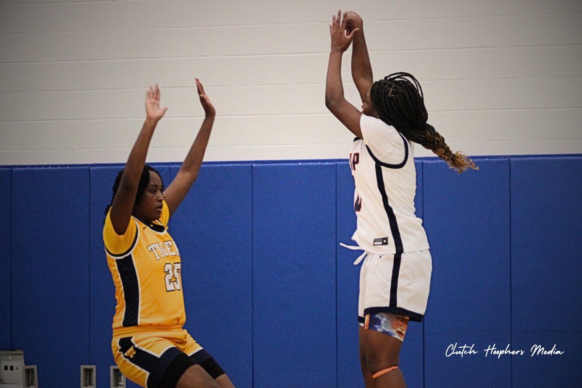 Clutch HoopHers Media (@clutch_hoophers) on Twitter photo Shout out to <a href="/BasketballKtup/">KTUP Basketball</a> put on a good show in the Braggin Rights Classic in Cincinnati traveling from Oklahoma going 2-1 highlights coming soon ! <a href="/girlpowher/">GIRL POWHER SHOWCASE</a>
Flicks: <a href="/zstiggs100/">Zion Stiggs💫</a>
#thenewerabegins #bragginrightsclassic #clutchhoophers
<a href="/Heaven17645888/">Heaven</a> <a href="/MackenzieLovet6/">Mackenzie Lovett</a> Shout out to <a href="/BasketballKtup/">KTUP Basketball</a> put on a good show in the Braggin Rights Classic in Cincinnati traveling from Oklahoma going 2-1 highlights coming soon ! <a href="/girlpowher/">GIRL POWHER SHOWCASE</a>
Flicks: <a href="/zstiggs100/">Zion Stiggs💫</a>
#thenewerabegins #bragginrightsclassic #clutchhoophers
<a href="/Heaven17645888/">Heaven</a> <a href="/MackenzieLovet6/">Mackenzie Lovett</a>