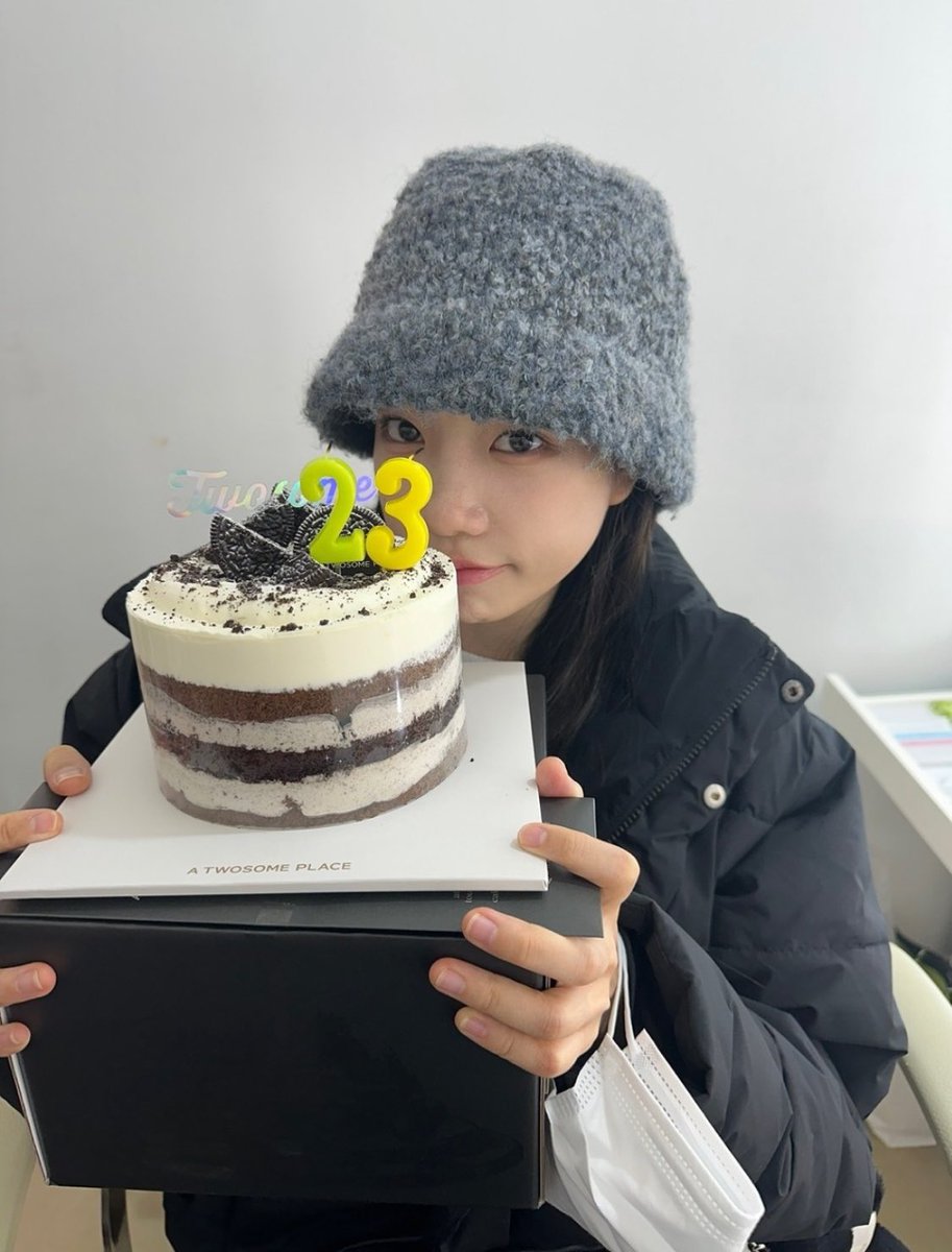 nics.° kinda ia tweet media