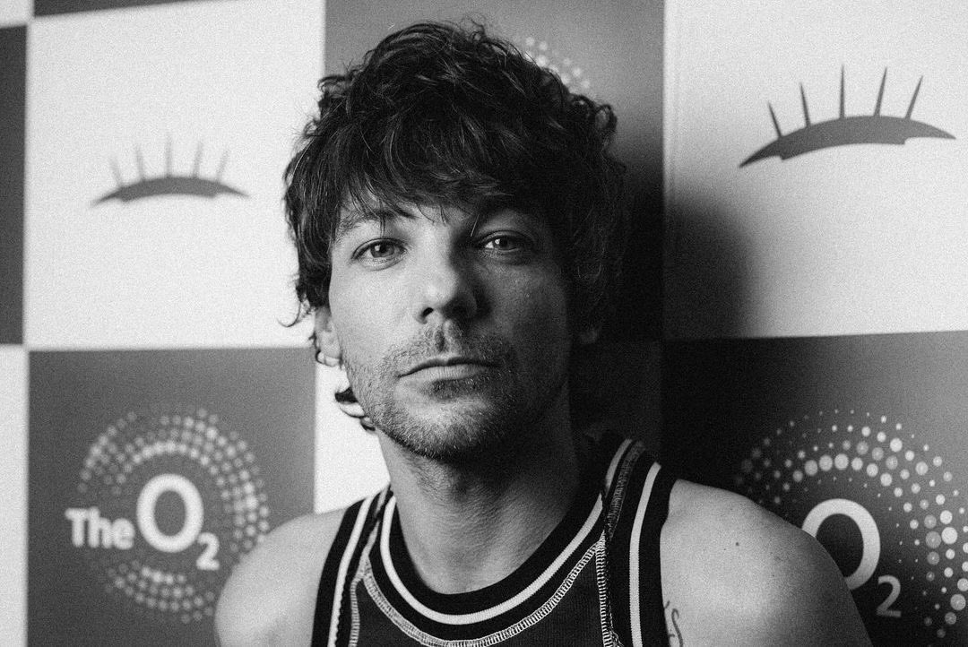 Louis Tomlinson Media tweet media