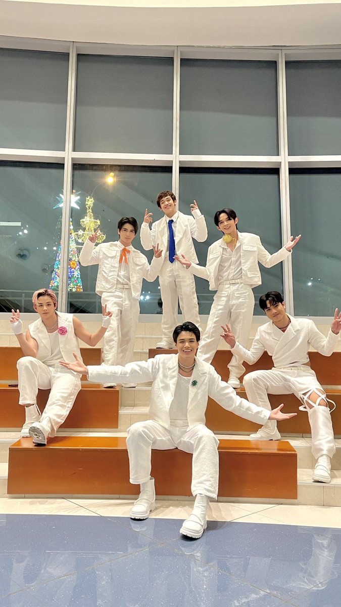 #1621BC | Greetings from your Angels

Happy New Year Guardians!

From your Angels. We hope for a better and fruitful 2024 for everyone! 

#1621BC #1621bc_newyearsevecountdown