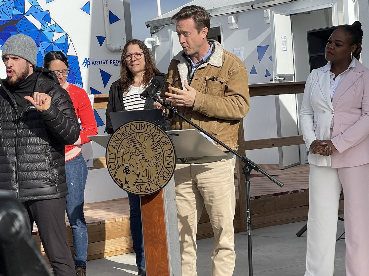 Happening now.  
Mayor Johnston holding a press conference to give the final House1000 update of 2023 and officially open the first micro-community location. 
Residents will be able to move in today