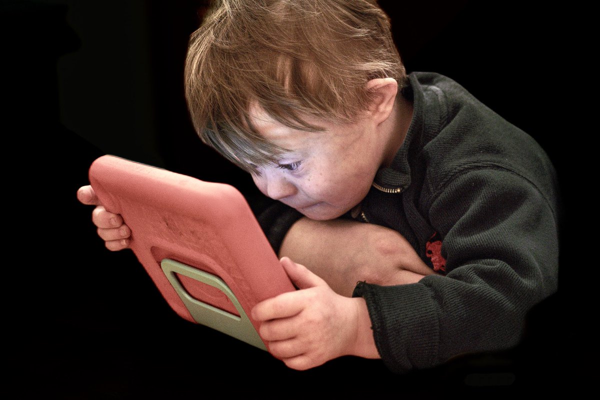 WBTVSteveO's tweet photo. My grandson loves his tablet. Not even 4 yrs old and he’s a pro with it. Shows that DS kids can do about anything! Go Henry! #DSkid #AdventuresWithHenry #grandson https://t.co/CtzoVBSlpu