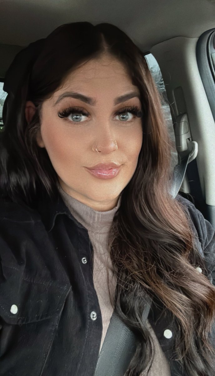 Last selfie of 2023.