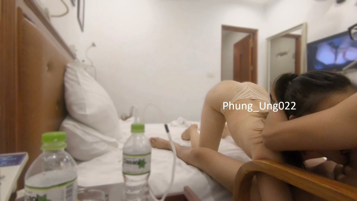 phungung2022's tweet photo. Có cậu nào đang cuốn đồ mà chưa có chỗ xả ko ạ, qua đây với em , em sẽ phục vụ giúp a xả bao giờ hết đồ thì thôi ạ , hihi https://t.co/O3hxmBeCV5