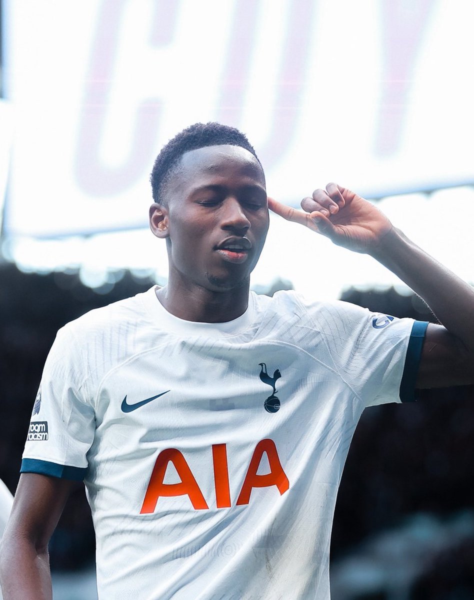 FabrizioRomano's tweet photo. 🚨⚪️ Pape Matar Sarr will sign new long term deal at Tottenham, done and set to be sealed! It’s all done.

Agreement reached — understand deal will be valid until June 2030, six year and half contract. 🇸🇳

Announcement expected soon, as @JackPittBrooke reported. https://t.co/IvI8QEWkVY