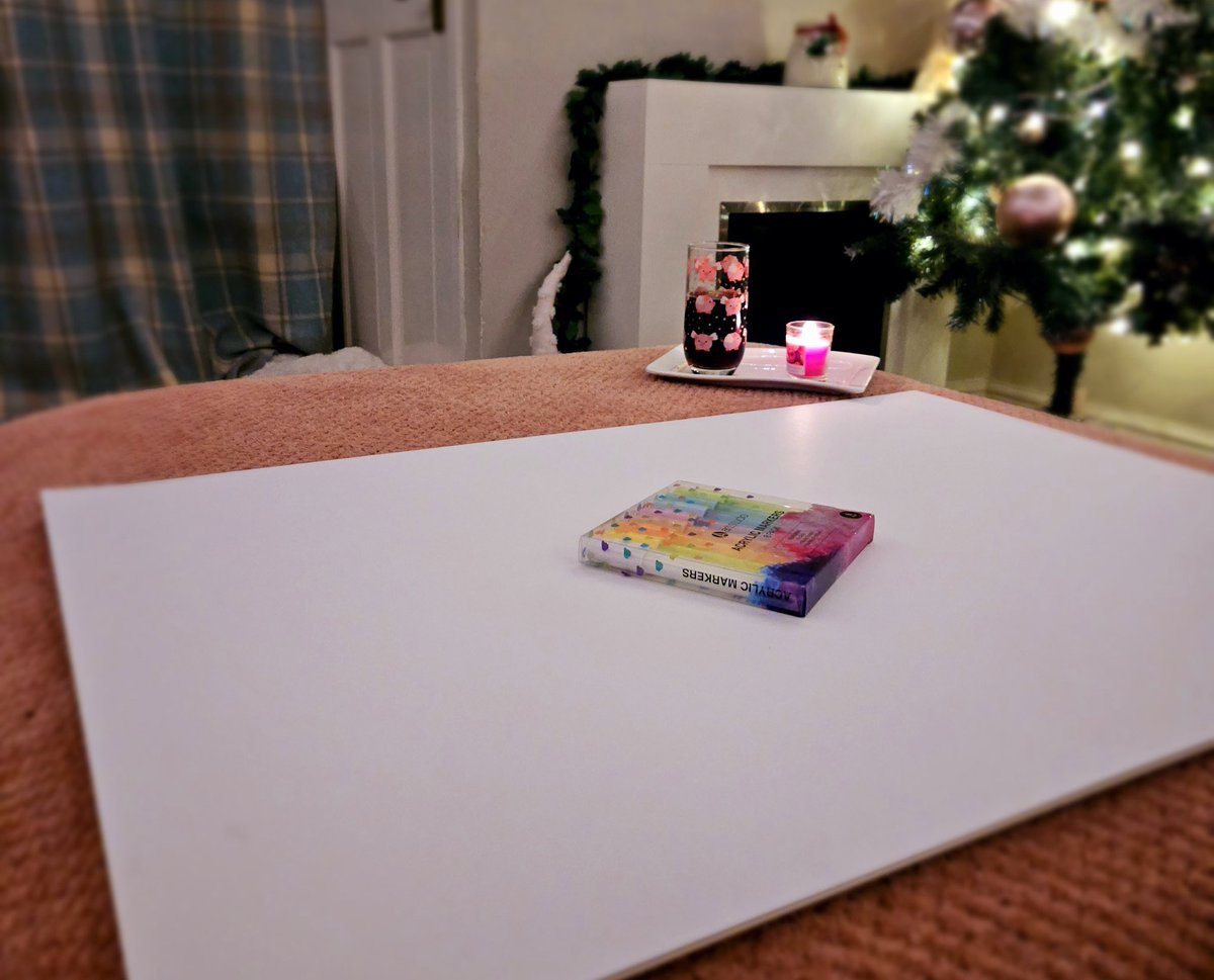 Happy new year! I've chosen not to get pissed or pissed off that I've had a bad year, instead I've opted for creating a vision board and focusing on my goals and aspirations for next year 😊 whatever you do I hope you're happy and content and your year ahead is awesome, big love