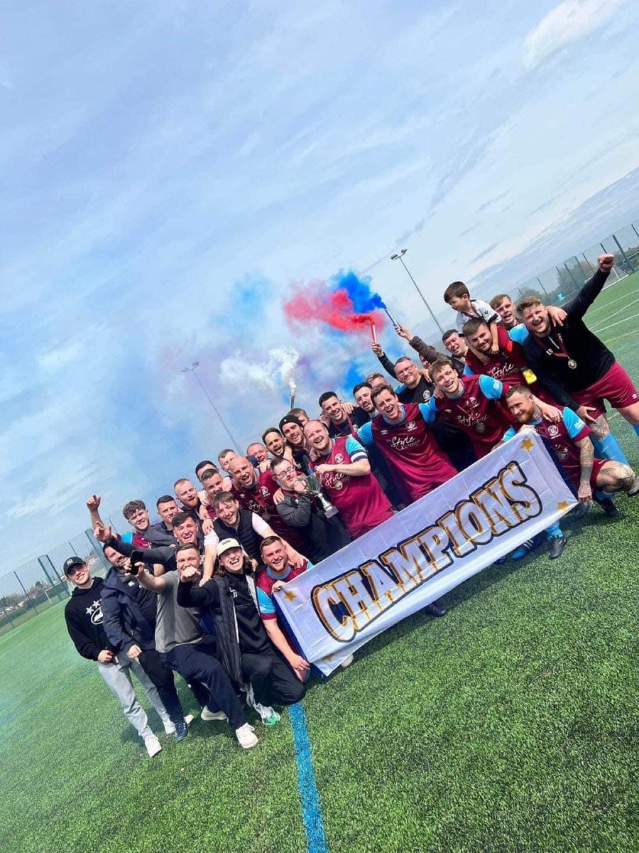 RacksSewell's tweet photo. Our 5th year as a club has come to an end and what a year it has been‼️

Here’s to another year of remembering our 3 brothers who are no longer with us❤️

#UTOCS https://t.co/xQz4xb1evB
