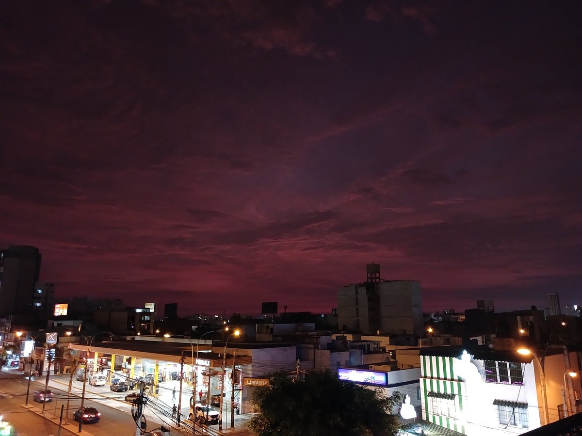 My_lele01's tweet photo. I didn't have that much time to take pics of the sky since the place I'm working doesn't have a view to the sky 😭😭😭
But I still took some when i saw the sky at night going home 🥹🫶
#PhoKunGraphy #FotosParaKun #PicsForKun https://t.co/4FRSbkAfdJ