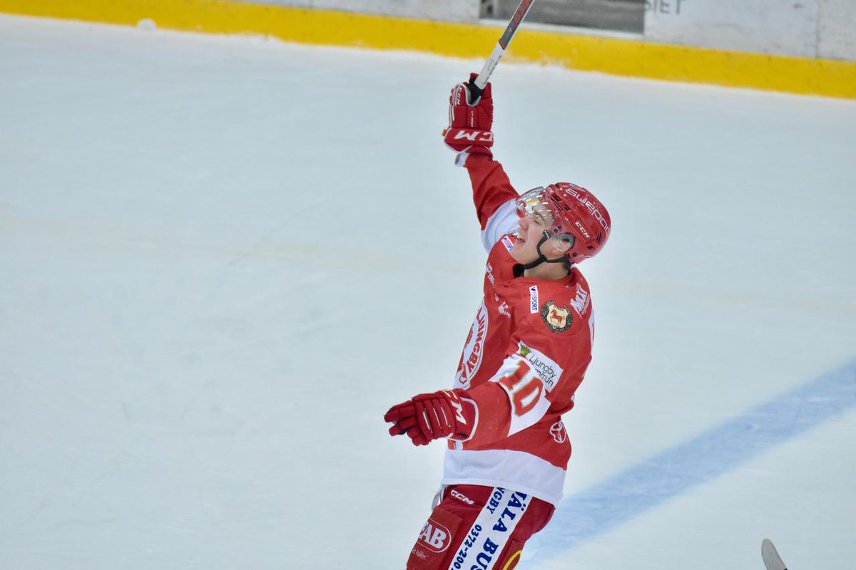 LucasKakela's tweet photo. 2024 Kör vi! #Trojaljungby https://t.co/qDHxYfZIlq