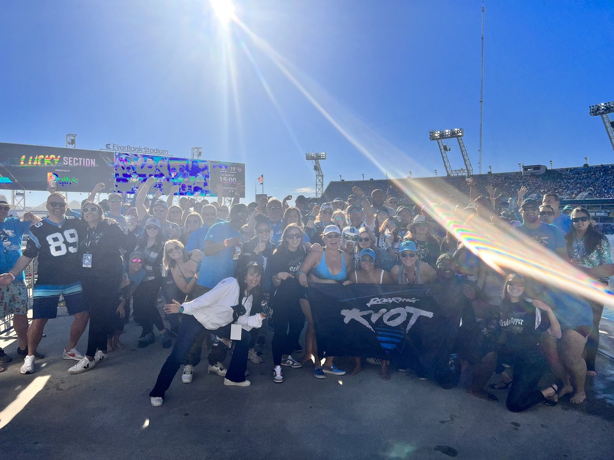 roaringriot's tweet photo. Zero points but we will forever keep pounding. #JAXTakeover https://t.co/5ApFH1UQPa