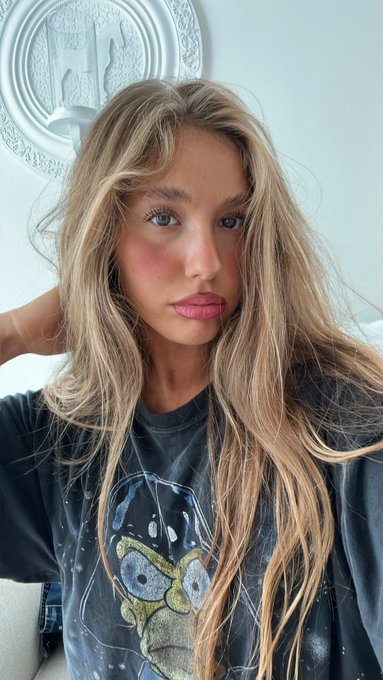 Morninggg https://t.co/clrfgofZ8L