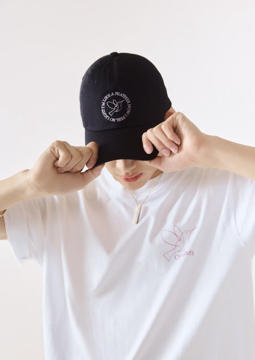 KanlayaPo's tweet photo. กิจที่ 7 แจกเสื้อ Charm’s x Bambam (ของใหม่)จำนวน 1 รางวัล ร่วมฉลองส่งท้ายปีกับน้องแบม มีความสุข สุขภาพแข็งแรง ร่ำรวยเงินทองเป็นมหาเศรษฐี มหาราณีสี่พันล้านกันทุกคน รีทวิตโลด ( สุ่มจากรี)
#แบมแบม2024ไอคอนสยาม
#ICONSIAMxBamBam https://t.co/oELKnS421z
