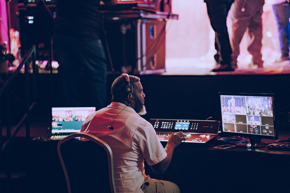 MirrorlessFilms's tweet photo. Eleva tus Eventos con Servicios Expertos de Transmisión en Vivo en Punta Cana, República Dominicana
En el vibrante escenario de Punta Cana, República Dominicana, organizar un evento extraordinario va más allá de simplemente ejecutarlo; se trata de asegurar que su impacto alcanc https://t.co/dyXFi8KoSK