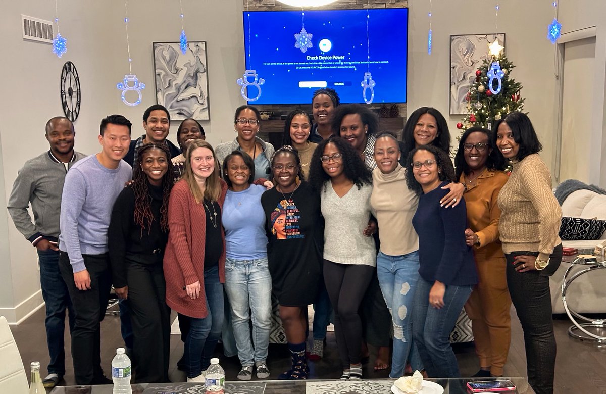 We had an awesome time celebrating the holidays with our @UMichSurgery #SBAS Family!!! The fellowship, laughter, and mentoring that happens when we get together is unmatched 🌟Thank you Dr. Kwakye for hosting! @SocietyofBAS