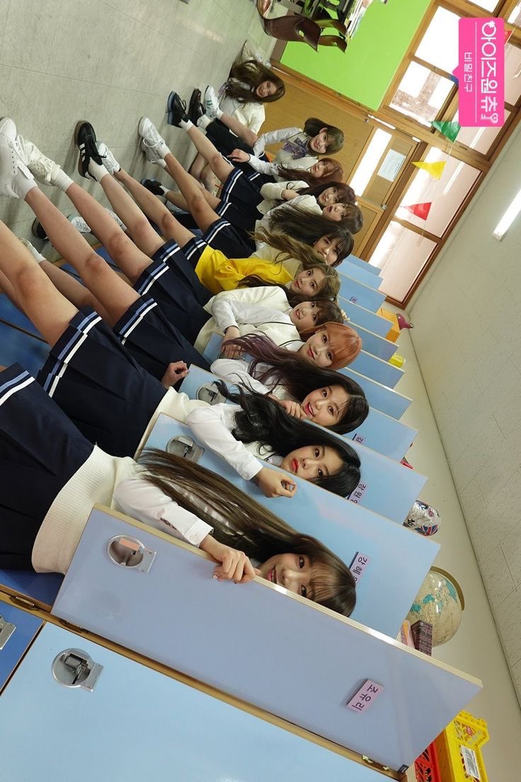 hourly izone (@izhourly) on Twitter photo 