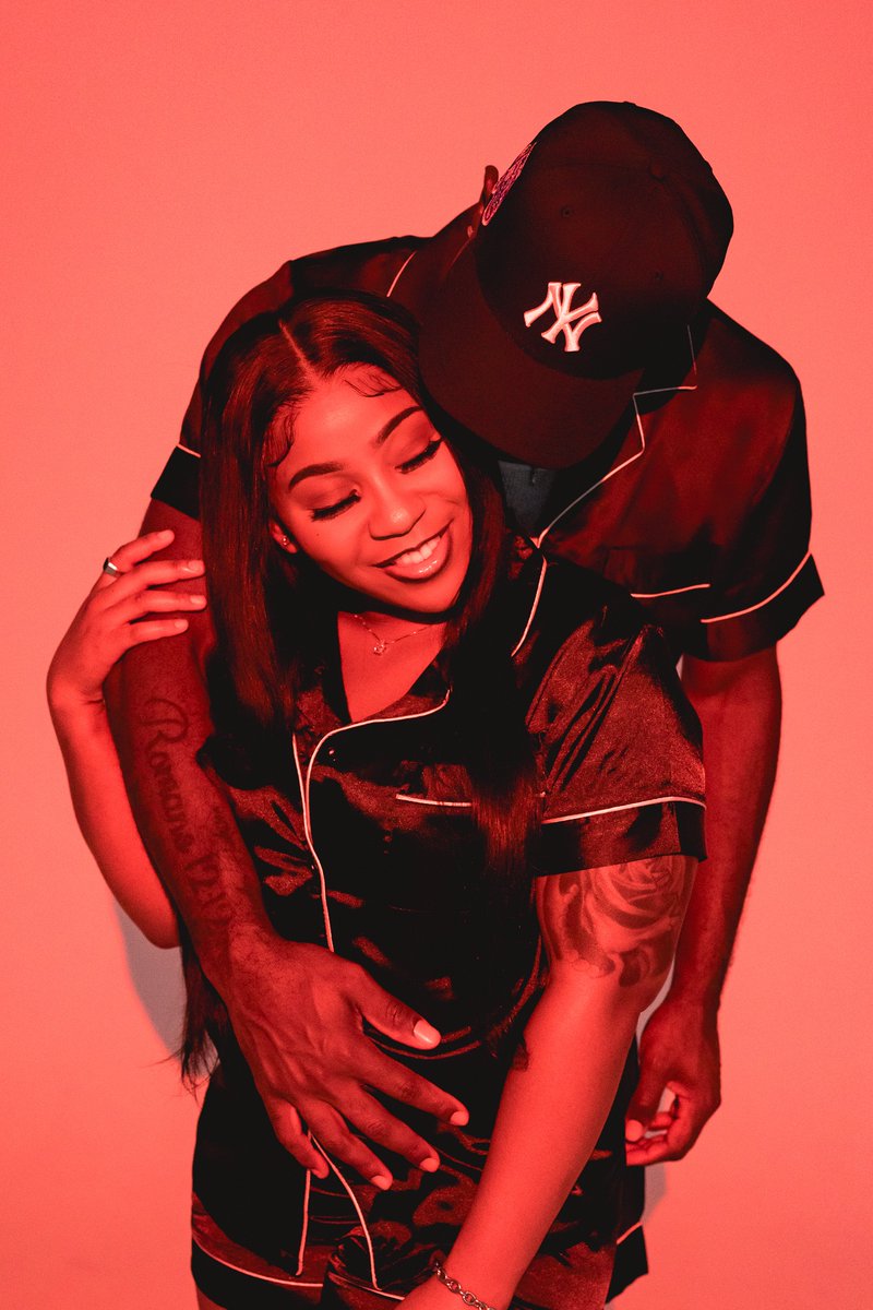 Ftoe_BabyFace's tweet photo. My Holidays Been Better Since We’ve Been Doing Them Together, Happy Holidays From Me and Mine 🫶🏿❤️ https://t.co/PfmhHuPUps