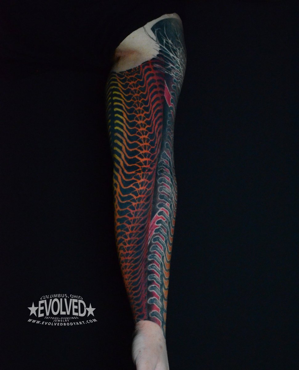 EvolvedBodyArt's tweet photo. Sleeve by Mikolaj! https://t.co/Xu72zxTM6T