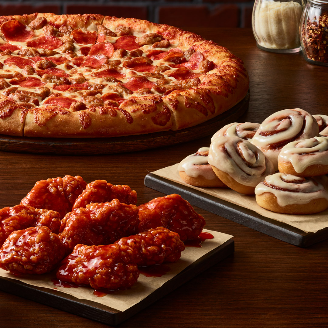 Last day before those New Year's Resolutions kick in.  End the year right at PizzaHut.com

#PizzaHut #HappyNewYear
