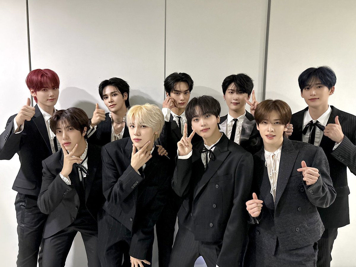 [📸] 231231
2023 MBC #가요대제전 
⠀
#CRAVITY #크래비티
#SUN_SEEKER
#Cheese
#Ready_or_Not
#MEGAPHONE
#2023MBC가요대제전