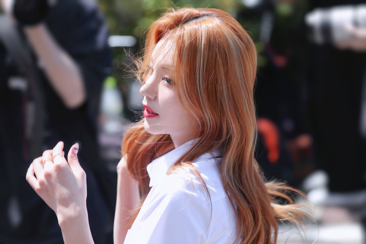 SignbYeji277's tweet photo. 𝟐𝟎𝟐𝟒 𝐇𝐚𝐩𝐩𝐲 𝐍𝐞𝐰 𝐘𝐞𝐚𝐫𝐫𝐫𝐫𝐫🖤

#예지 #옞덩봤덩 #ITZY #YEJI https://t.co/1roZbkmp0V