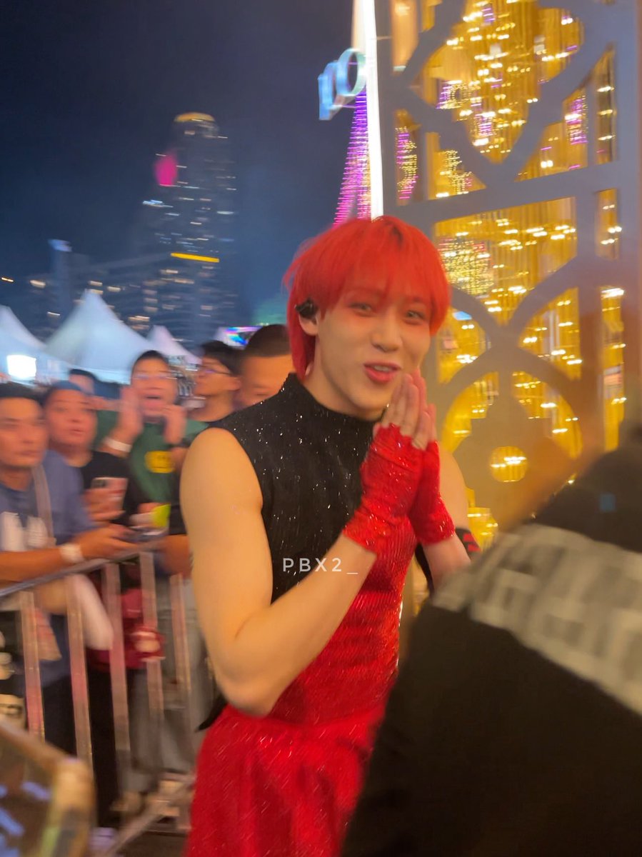 pbx2_'s tweet photo. 😭 @BamBam1A 🩷🫶🏻

#แบมแบม2024ไอคอนสยาม
#ICONSIAMxBamBam
#BamBam https://t.co/BXLHZM1dqC