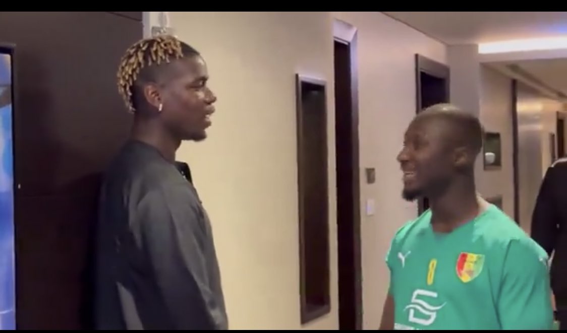 MoorSportz's tweet image. Paul Pogba paid a visit to Guinea’s national team in camp as they prepare for AFCON 🚨🇬🇳

Never forget where you come from! ❤️👊🏼

#TotalEnergiesAFCON2023 
#Pogba
#Moorsports
 #AfricanFootball