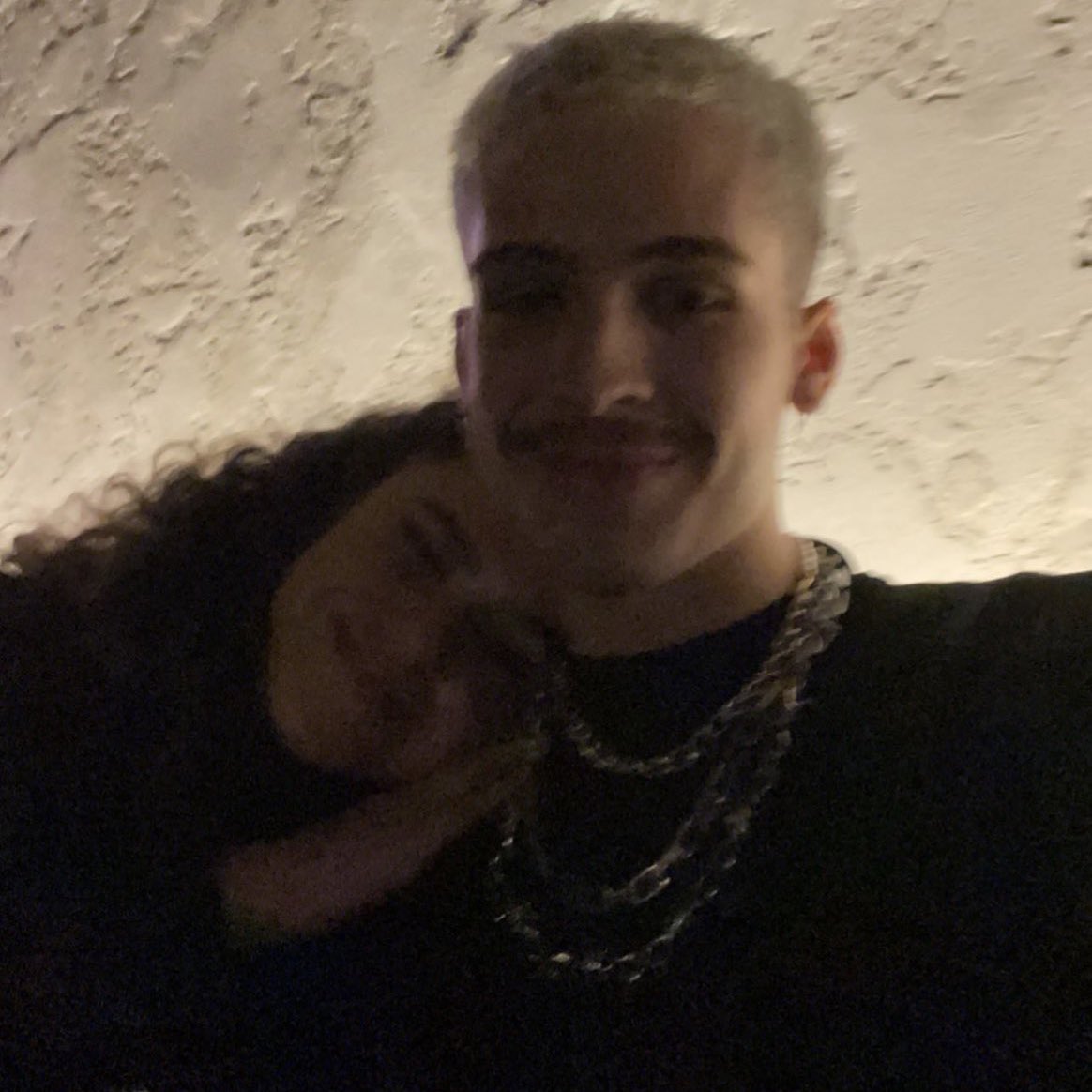 crisayonara's tweet photo. eu penso TANTO neles https://t.co/1uP7crrtqU