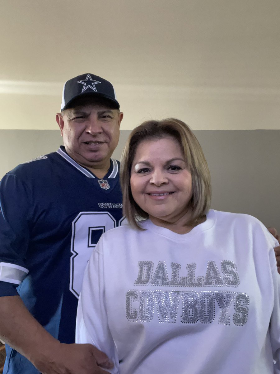 IRojas_SVSA's tweet photo. #CowboyNation https://t.co/UTm4ud0rWS
