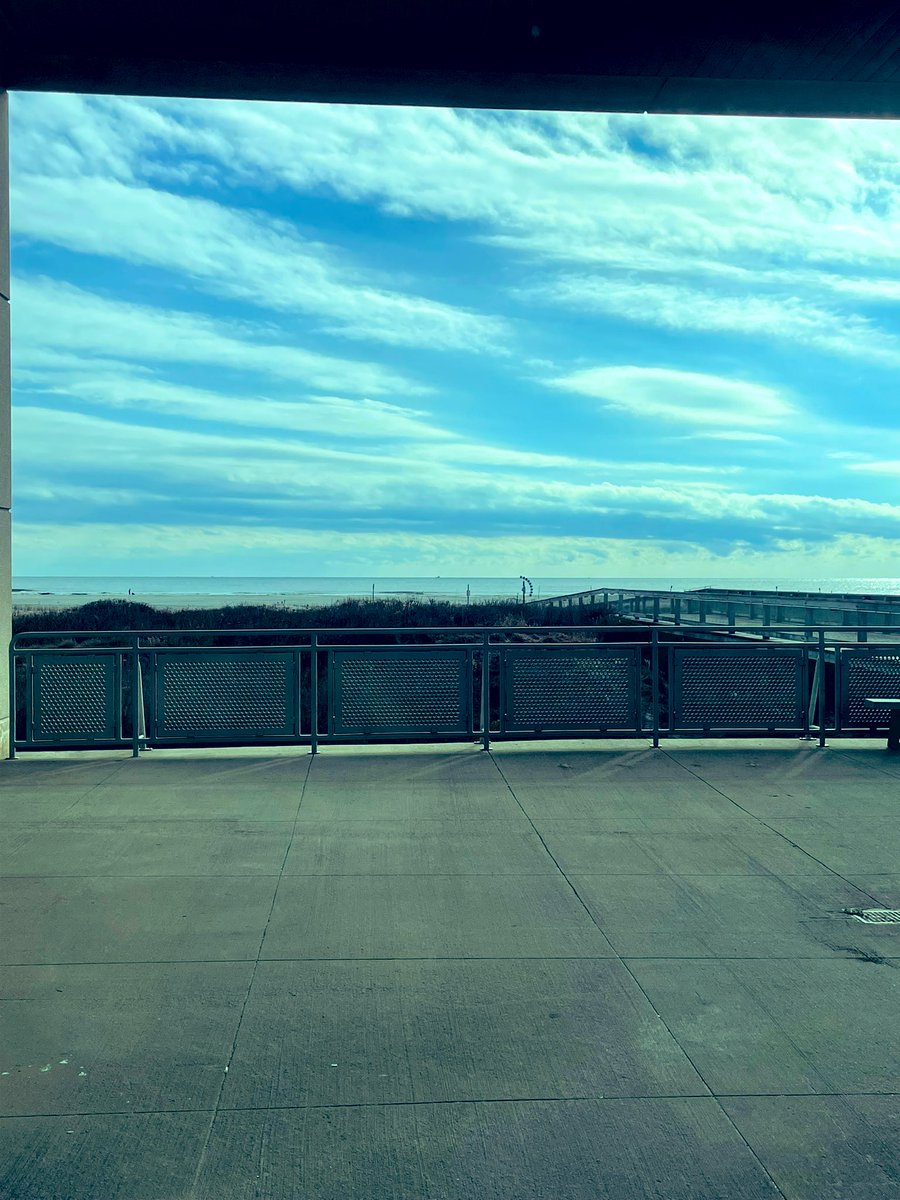 EJayArrow's tweet photo. Basketball with a view 

#BBClassic https://t.co/V6q65GML1X