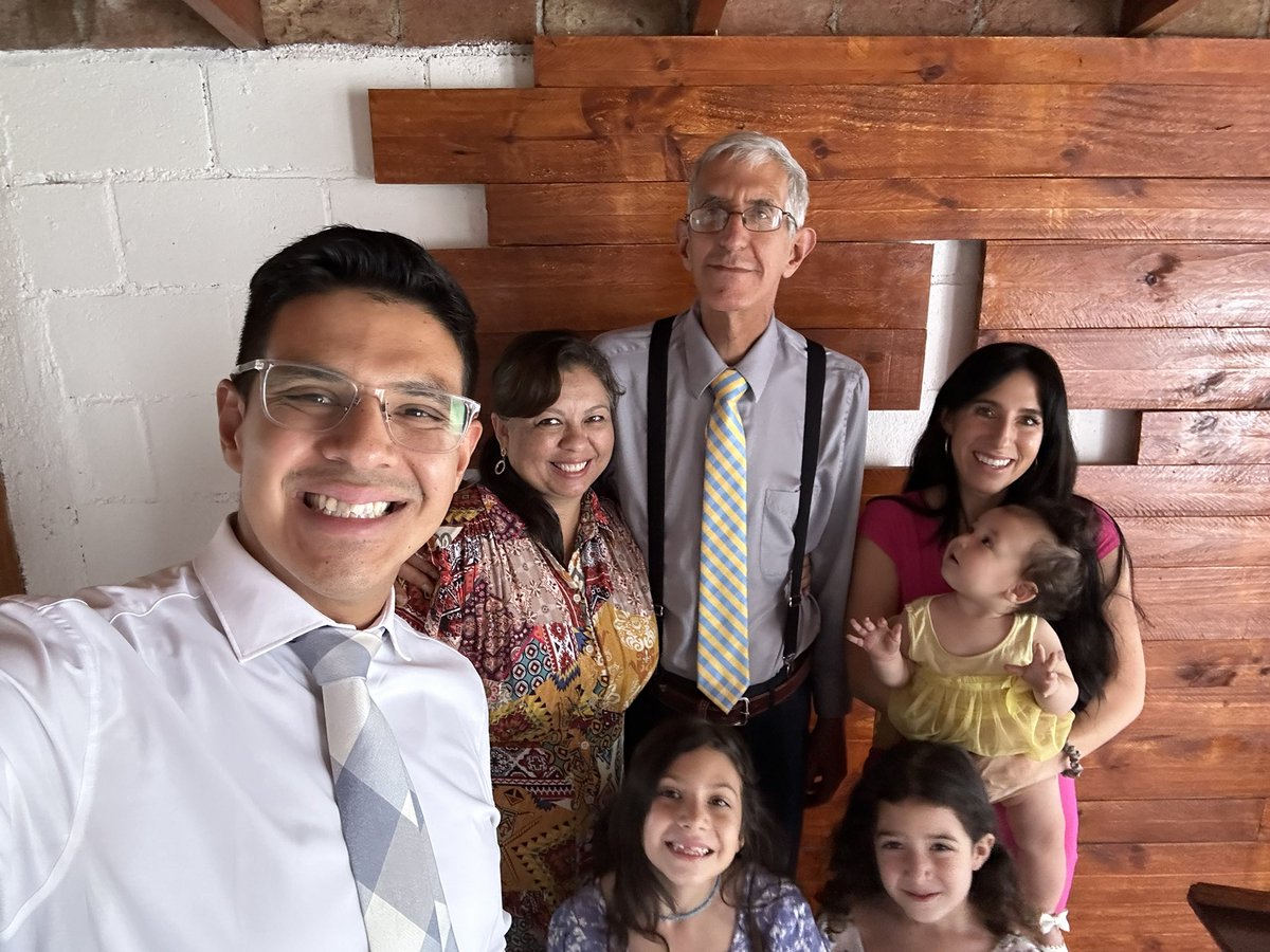 davidowens2906's tweet photo. It was a blessing to have my dad, Larry Owens, preach at New Hope Baptist of Cordoba! https://t.co/e8Q9cNx6dW
