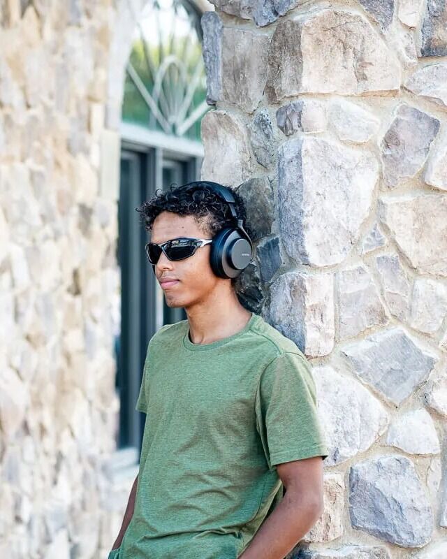 dailymomtweets's tweet image. 🎧  These headphones allow you to easily adjust what you hear through the app to make them work for you no matter the environment.

Read more: jo.my/1od8lhn

.
.
.
.
.
.
.
#mombloglove #parentblog #parentingbloggers #momsblogger #motherhoodblog #motherhoodlife #motherho