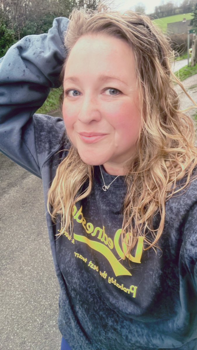 Never thought I’d be one of those people who went for runs on NYE.
Before/after proves it wasn’t fair weather either.
12months ago I could hardly walk…but here I am, 7st 4lbs down &amp; running!
Thanks <a href="/WTIDPOD/">The Wednesday ’Til I Die Podcast</a> for the merch to spread the Wednesday message across Berkshire. #NYE2023