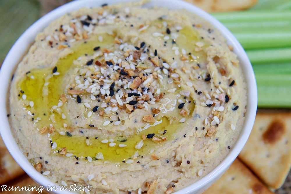 juliewunder's tweet photo. Everything Bagel Hummus is a perfect healthy dip or spread! It's surprisingly easy to make at home and tastes so rich and creamy.
This updated recipe was just posted over on Running in a Skirt. ---> https://t.co/SaEr6o00x0 https://t.co/Zraexsh0rl