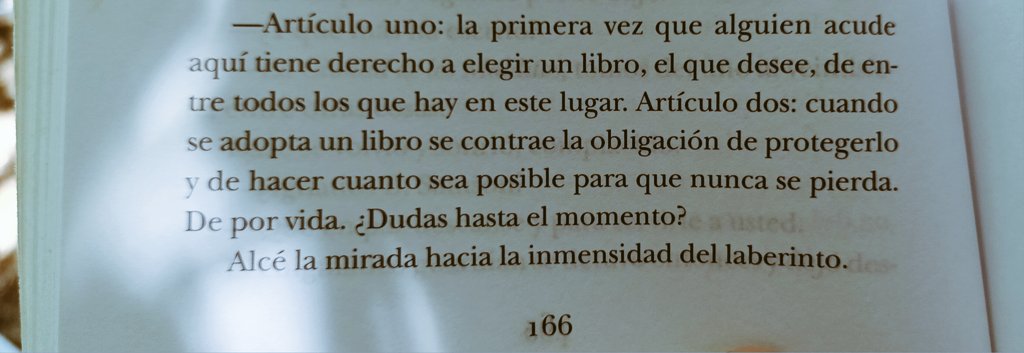 lucilabutti's tweet photo. El Juego del Ángel. Carlos Ruiz Zafón 

#libros #lectura #CarlosRuizZafon #literaturaespañola https://t.co/ekVEUmbe8o