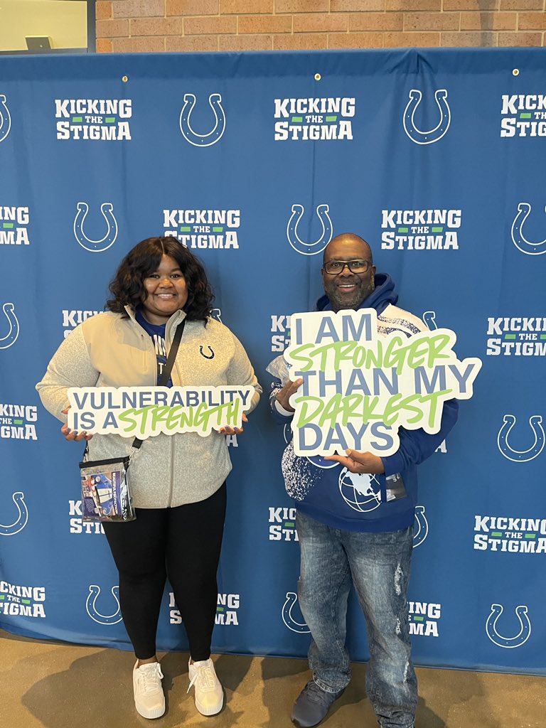 Excited for game day and the game day theme! 💙💚 #KickingTheStigma #ForTheShoe #LVvsIND