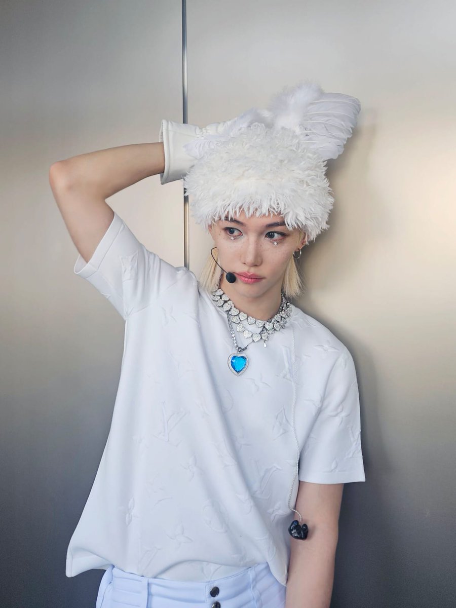 minsungbit's tweet image. nsbejwbwms flaco no podes ser tan tierno😭😭😭😭